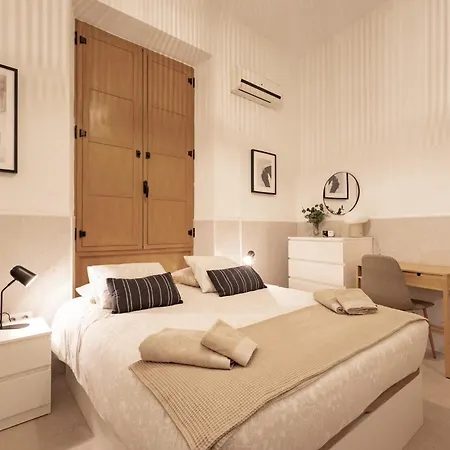 Modern Spacious Apartment Central Of Seville Exterior photo