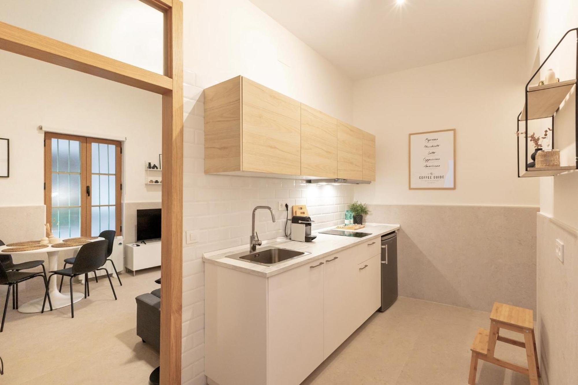 Modern Spacious Of Apartment
